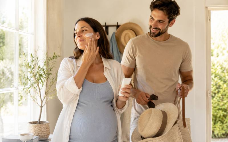 Pregnancy-safe sunscreen guide - mineral vs chemical SPF